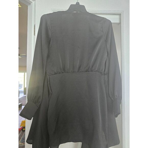Women's Never Fully Dressed Black Vienna Satin Wrap Dress Size Medium Long Sleev - Picture 6 of 10